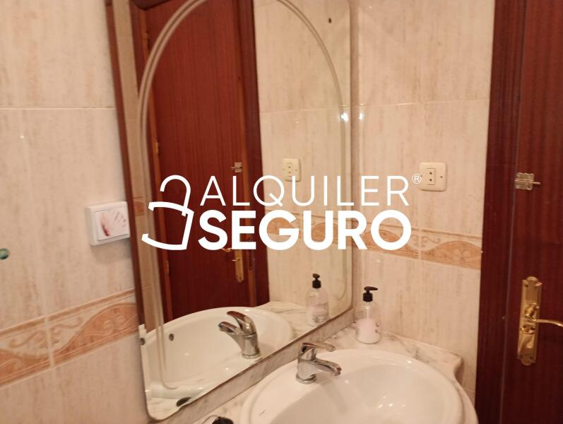 Piso en Calle Eduardo Dominguez Avila, MÁLAGA MÁLAGA