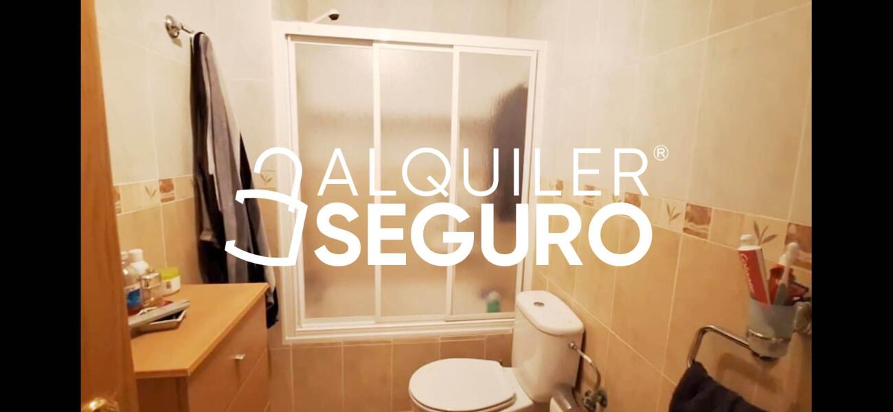 Inmueble en Calle Islas, GRANADA