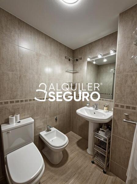 Inmueble en Calle Doctor Jose Maria Poveda , MADRID