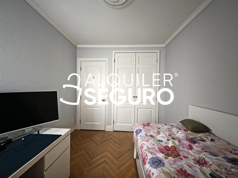 Inmueble en Calle Fornells, MADRID