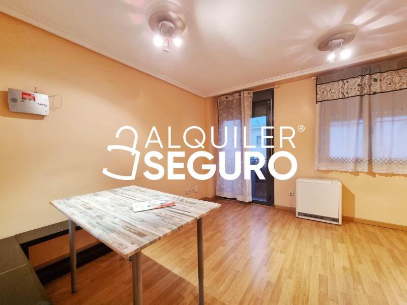 Inmueble en Calle Doctor Jose Maria Poveda , MADRID