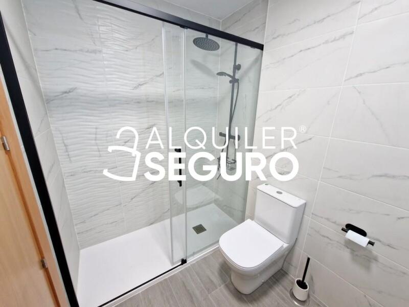 Inmueble en Calle del Tilo, MADRID