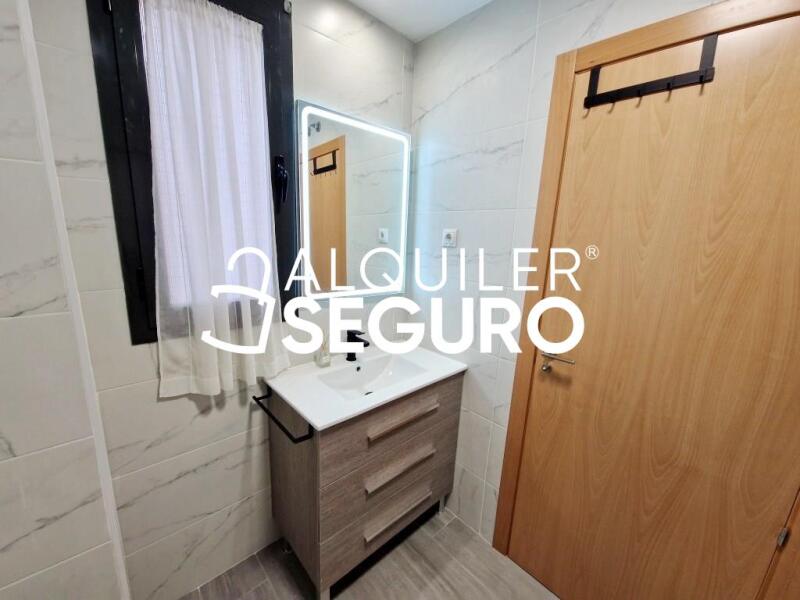 Inmueble en Calle del Tilo, MADRID