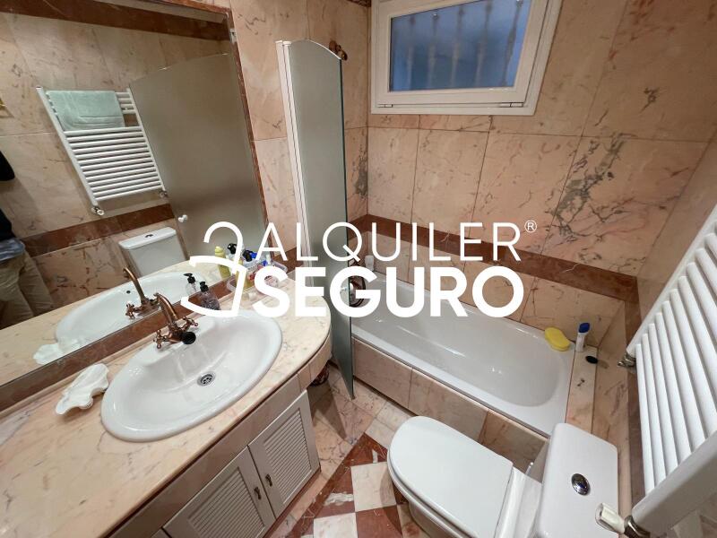 Inmueble en Calle de Fco. Largo Caballero, MADRID