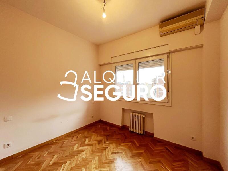 Inmueble en Calle de Santa Engracia, MADRID