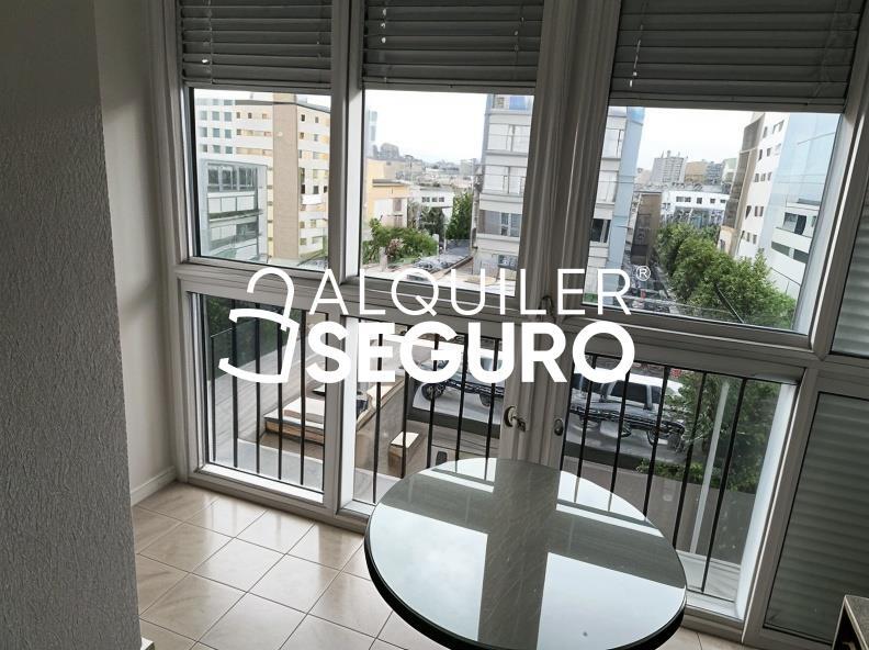 Inmueble en Avenida Eduardo Dato, SEVILLA