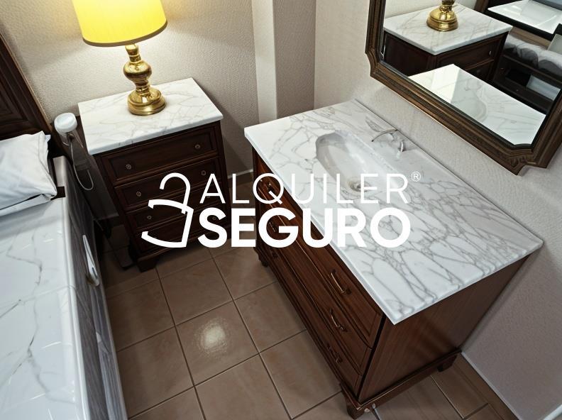 Inmueble en Avenida Eduardo Dato, SEVILLA