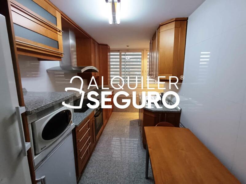 Piso en Avenida Belgica , LEGANÉS MADRID