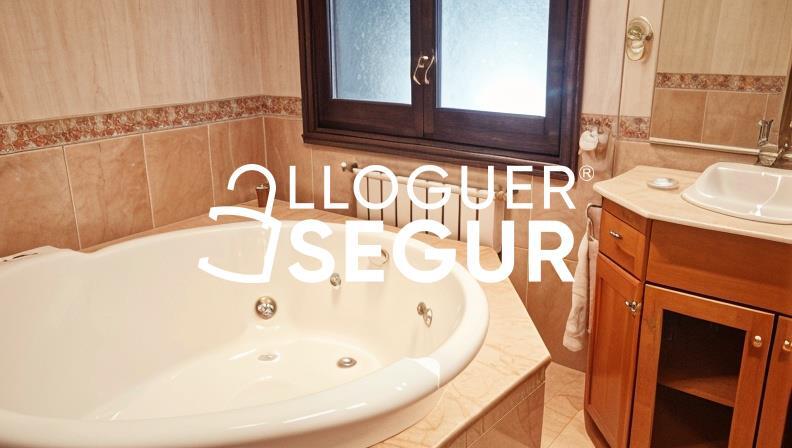 Inmueble en Calle Les Gatoses, BARCELONA