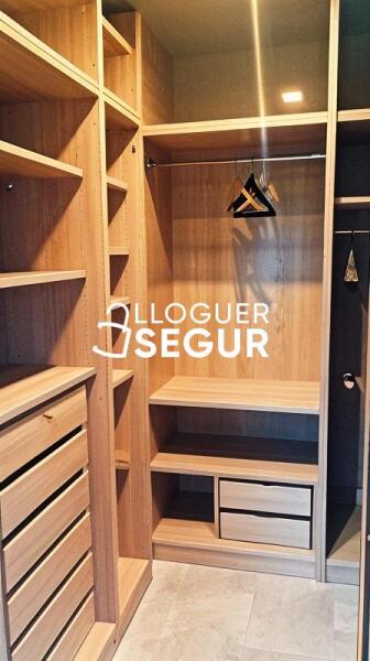 Inmueble en Calle Les Gatoses, BARCELONA