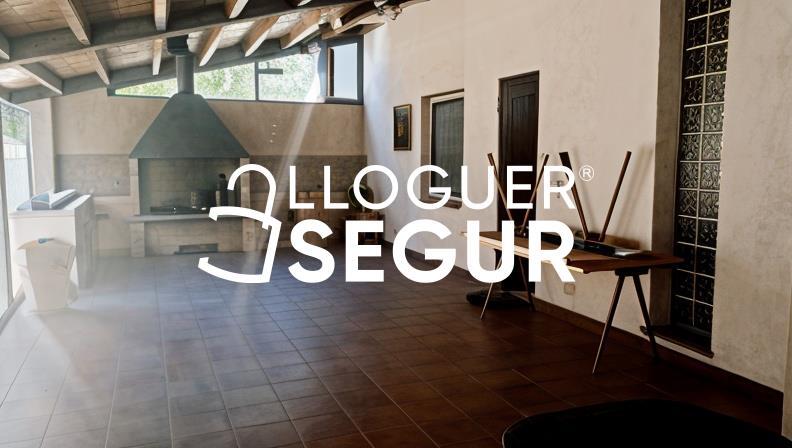 Inmueble en Calle Les Gatoses, BARCELONA