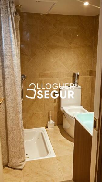 Inmueble en Calle Les Gatoses, BARCELONA