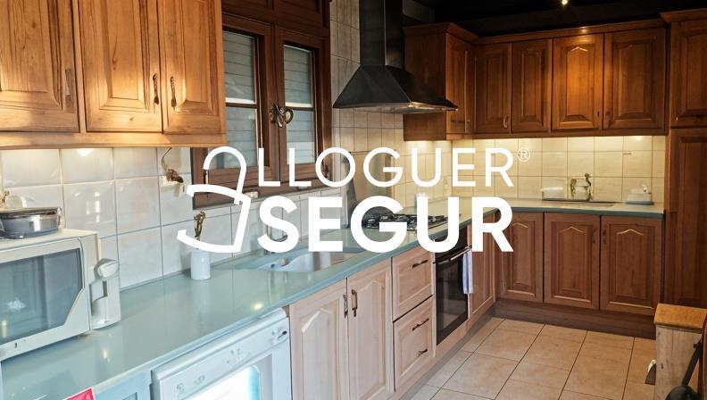 Inmueble en Calle Les Gatoses, BARCELONA