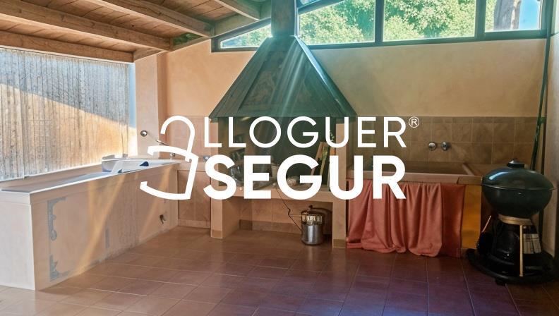 Inmueble en Calle Les Gatoses, BARCELONA