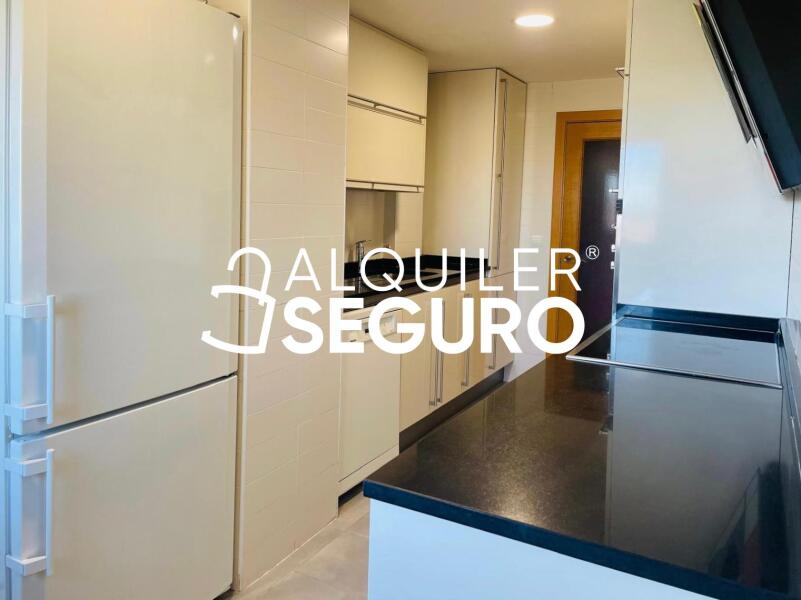 Inmueble en Calle  Antonio Gades, MADRID