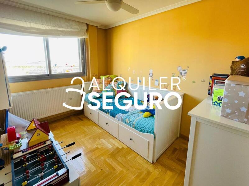 Inmueble en Calle  Antonio Gades, MADRID