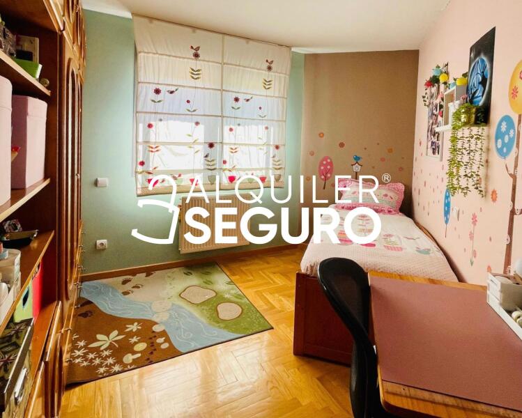 Inmueble en Calle  Antonio Gades, MADRID