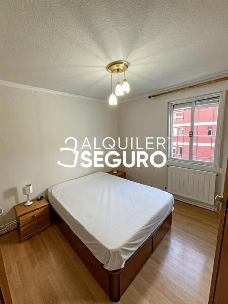 Inmueble en Calle de Cartaya, MADRID