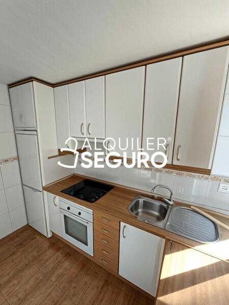 Inmueble en Calle de Cartaya, MADRID