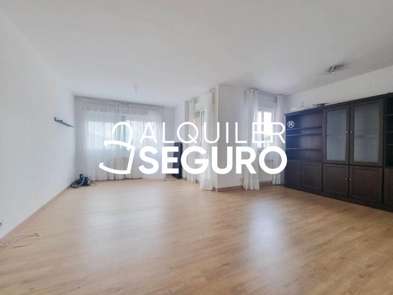 Inmueble en Avenida Isabel de Farnesio, MADRID