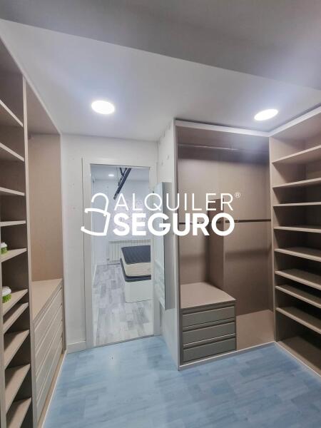 Inmueble en Calle Siete Picos, MADRID