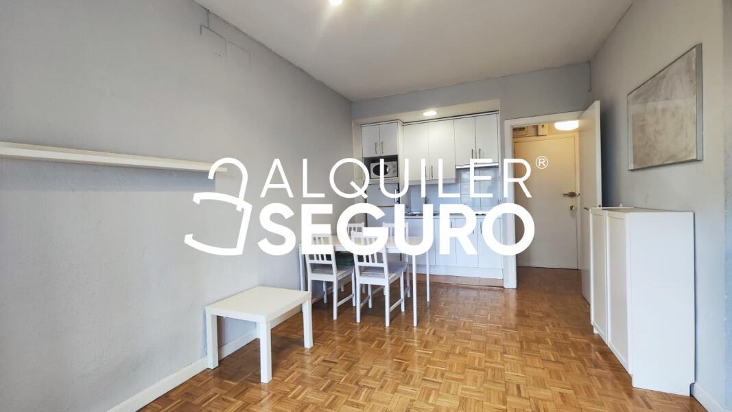 Inmueble en Avenida de Brasil, MADRID