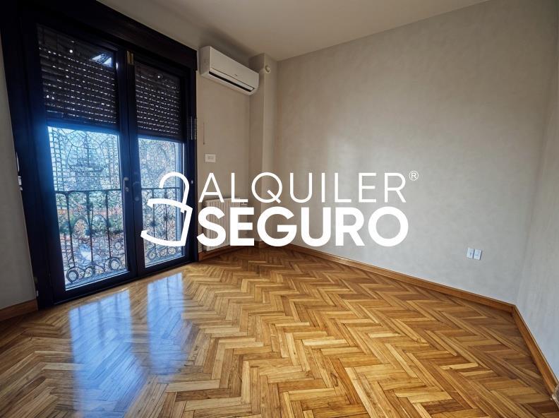 Inmueble en Calle Ibiza, MADRID