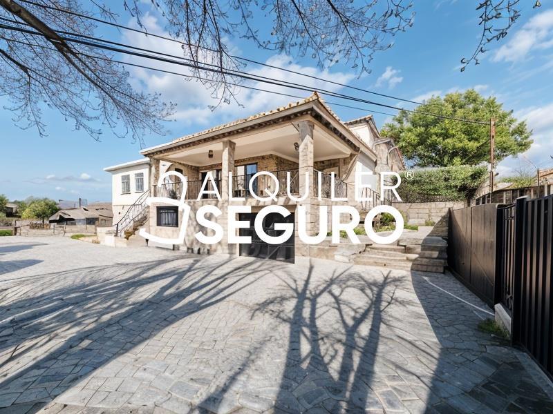 Inmueble en Carretera Valdemorrillo, MADRID