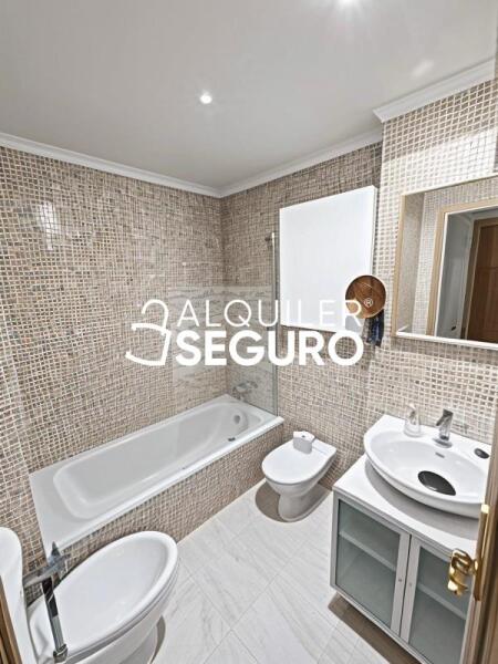 Inmueble en Calle Ronda Poniente, MADRID