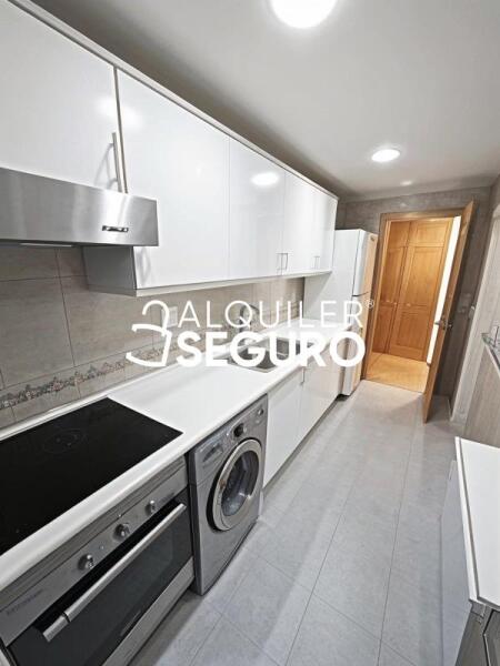 Inmueble en Calle Ronda Poniente, MADRID