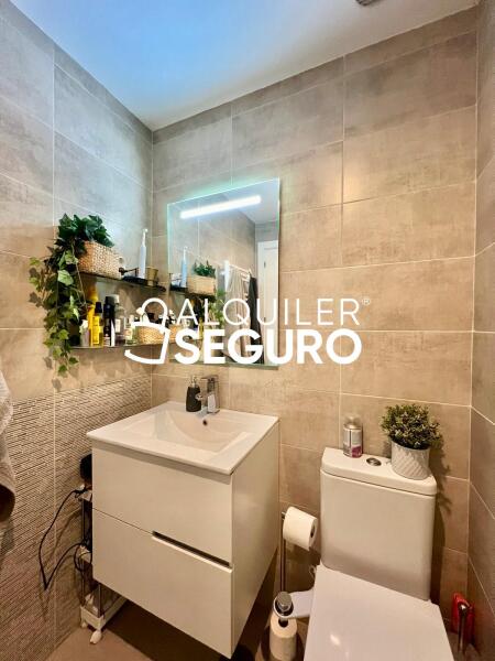 Inmueble en Calle de Tomás Rodríguez Puertas, MADRID