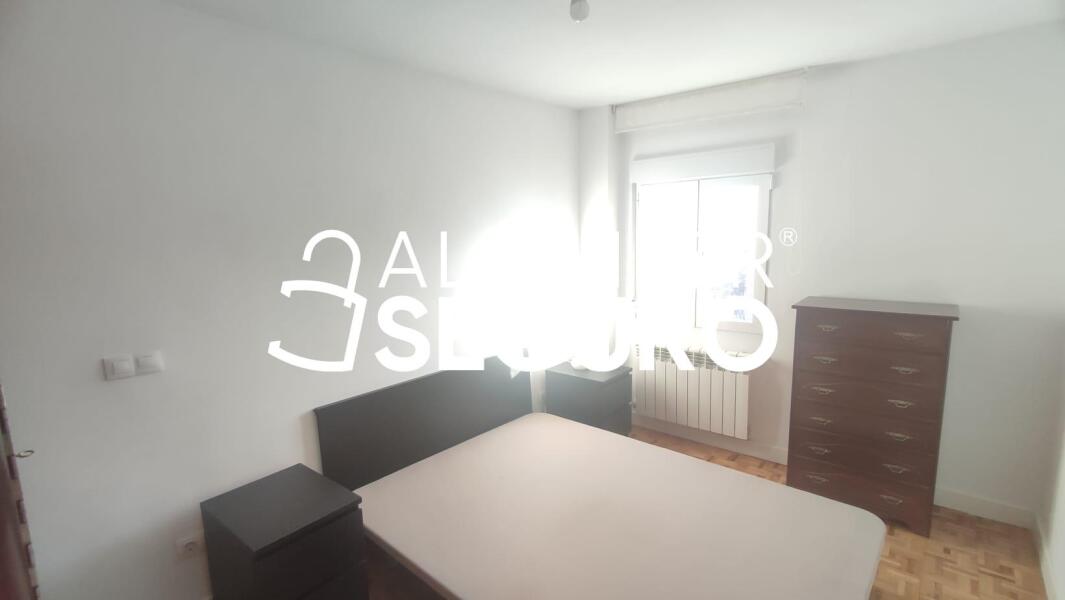 Inmueble en Calle de Melchor Fernandéz Almagro , MADRID