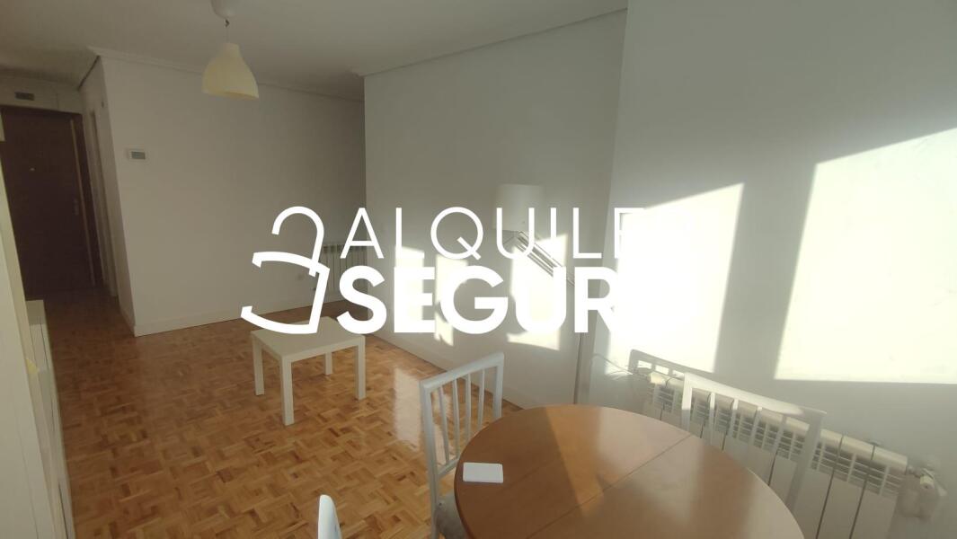 Inmueble en Calle de Melchor Fernandéz Almagro , MADRID