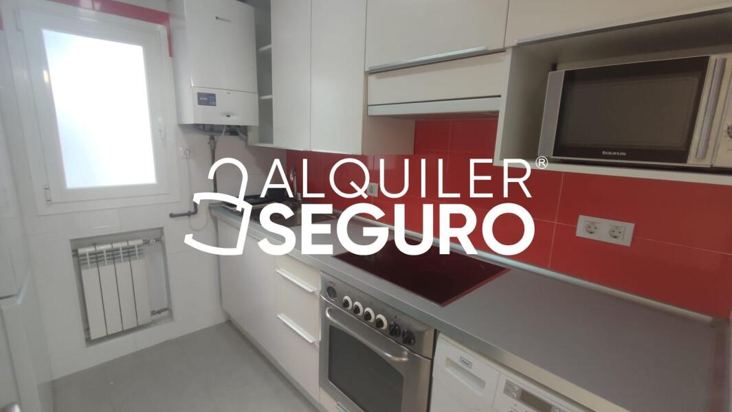 Inmueble en Calle de Melchor Fernandéz Almagro , MADRID