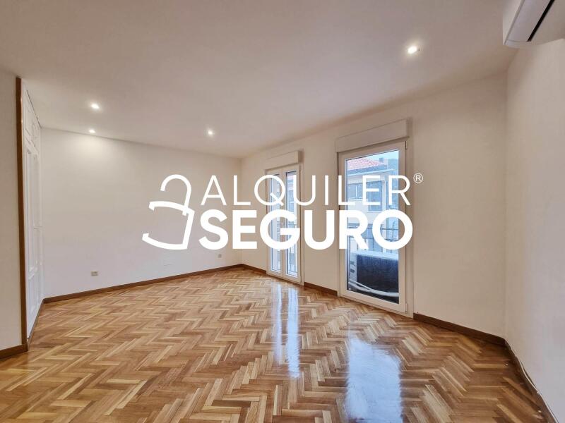 Piso en Calle Las Pozas, SAN LORENZO DE EL ESCORIAL MADRID