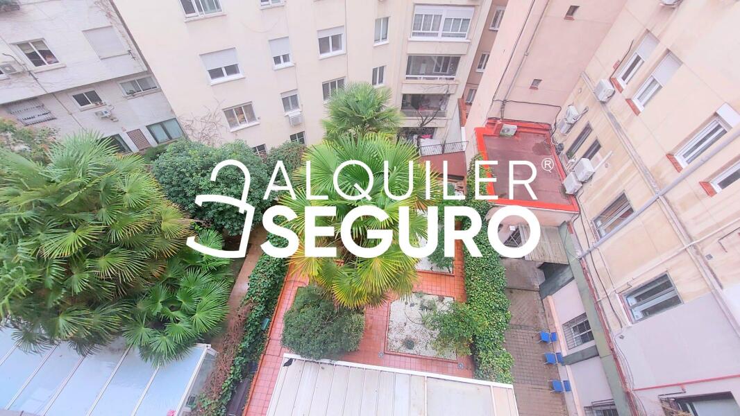 Inmueble en Calle de Ferraz, MADRID