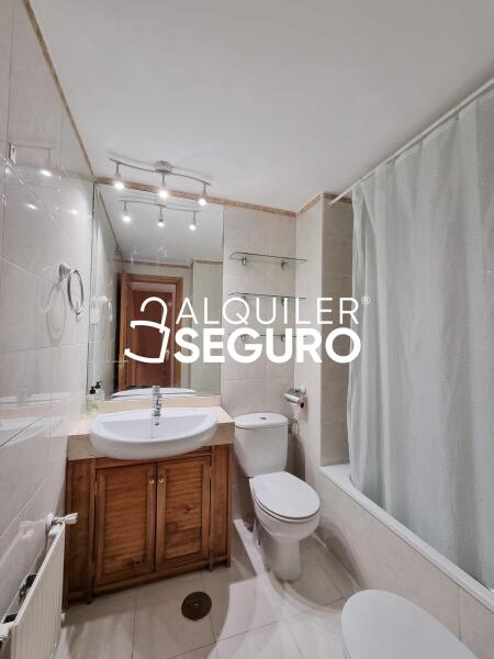 Inmueble en Calle Picasso, MADRID