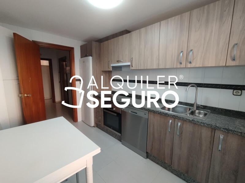 Inmueble en Avenida Margaritas., MÁLAGA