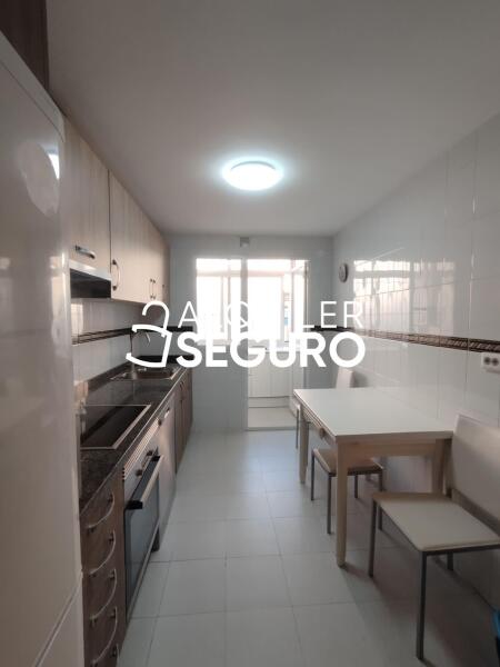 Inmueble en Avenida Margaritas., MÁLAGA