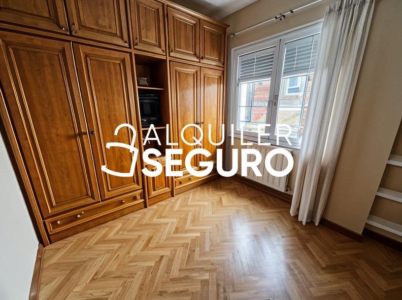 Inmueble en Calle Aldeanueva de la Vera , MADRID