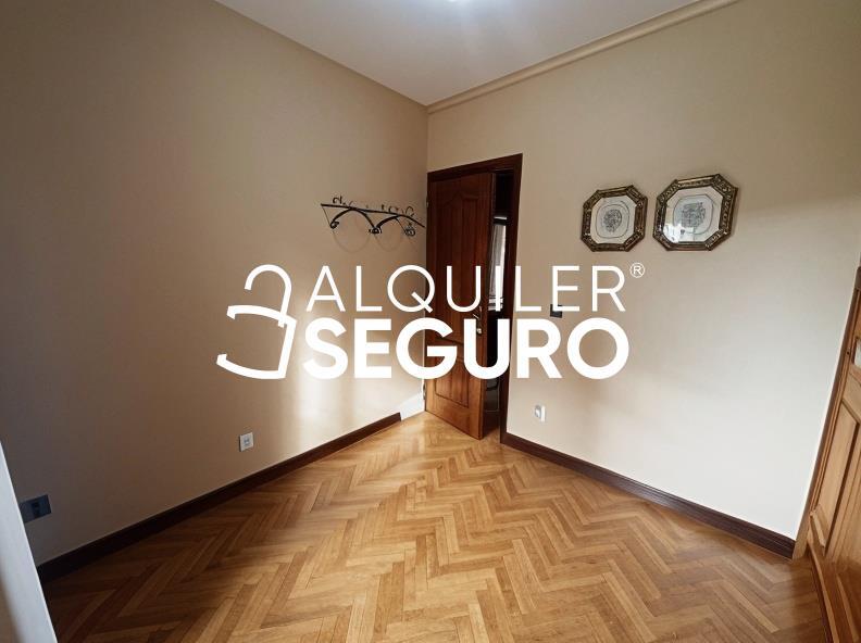 Inmueble en Calle Aldeanueva de la Vera , MADRID