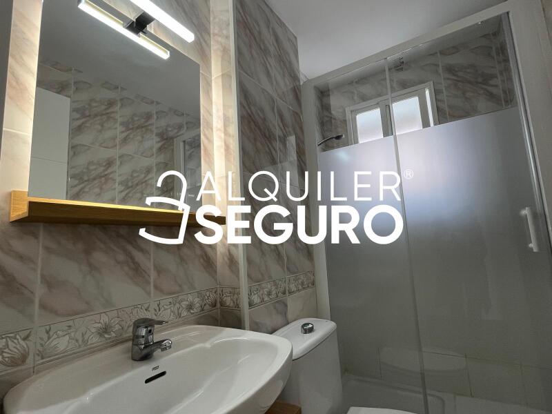 Inmueble en Calle Venancio Martín , MADRID