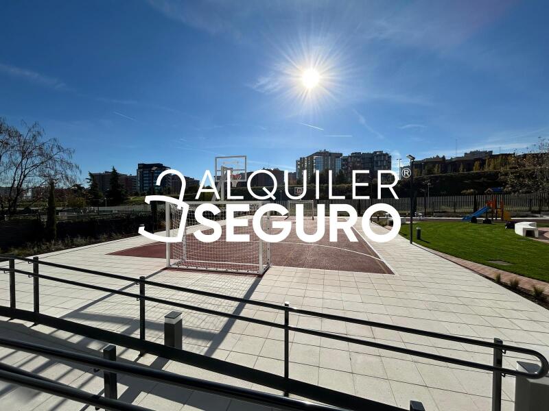 Inmueble en Calle de Dulce Chacón, MADRID