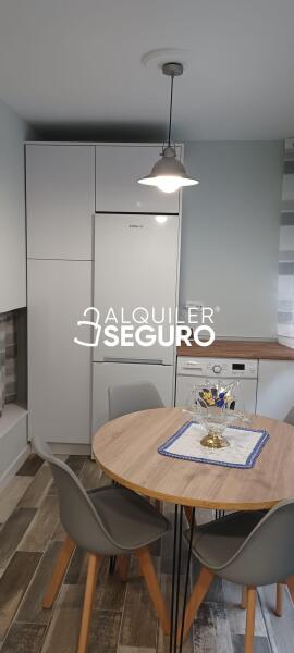 Inmueble en Calle Nardos, MADRID