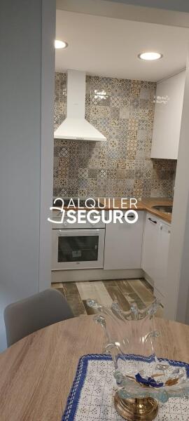 Inmueble en Calle Nardos, MADRID