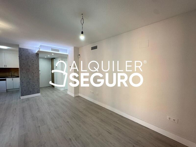 Inmueble en Calle Herencia , MADRID