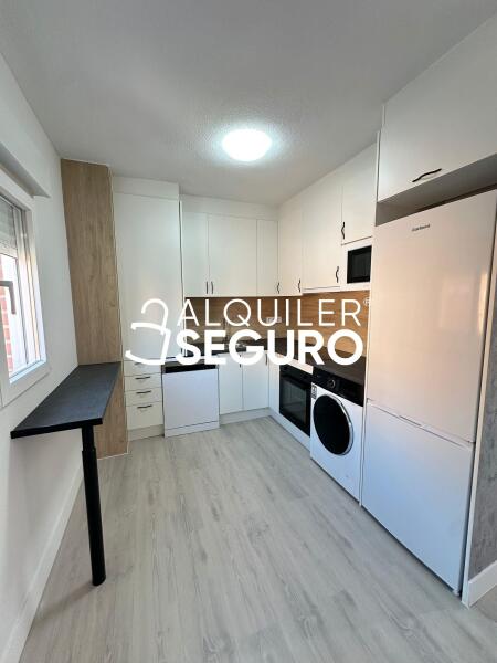 Inmueble en Calle Herencia , MADRID