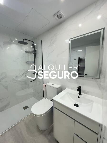 Inmueble en Calle Herencia , MADRID