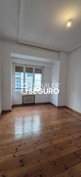 Inmueble en Calle Menen Perez, ASTURIAS