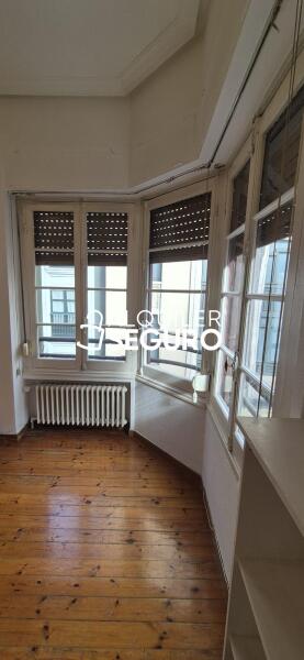 Inmueble en Calle Menen Perez, ASTURIAS